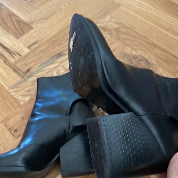 Zara black leather ankle boots - Picture 3 of 4